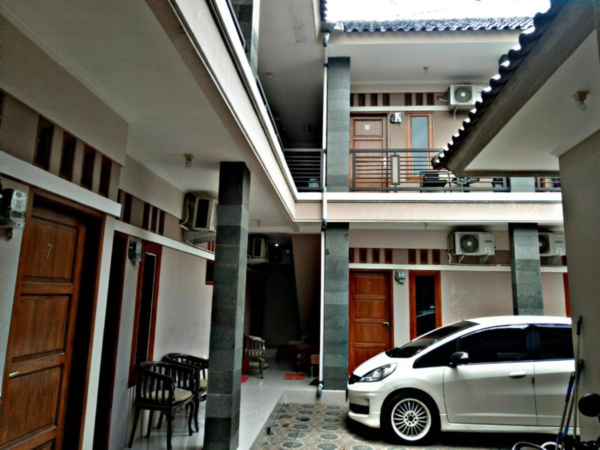 Wisma Andali Syariah Near Rsud Cideres Majalengka Buitenkant foto